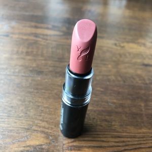 Savvy minerals lipstick NWT